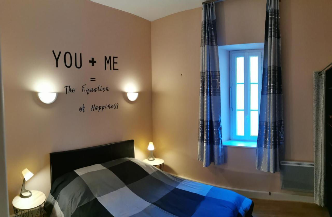 Appartement Avec Vue Sur Cathedrale Classe De Tourisme 3 Etoiles Bayeux Kültér fotó